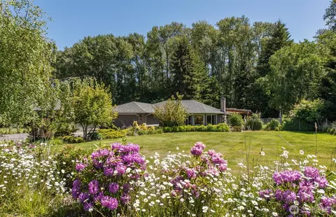 291 Grandview Dr, Sequim, WA 98382