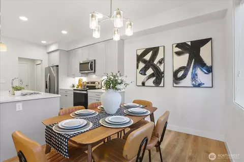 Dining - 121 171st Pl SW #B, Bothell, WA 98012 photo 2 of 3