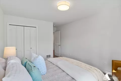 Bedroom - 121 171st Pl SW #B, Bothell, WA 98012 photo 6 of 6
