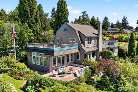 2730 92nd Avenue Ct W, University Place, WA 98466