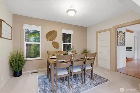 Dining - 1609 Lombard Ave, Everett, WA 98201 photo 2 of 2