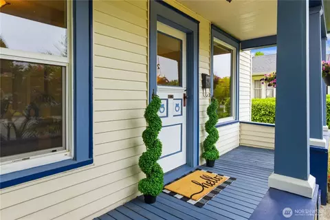 Exterior - 1609 Lombard Ave, Everett, WA 98201 photo 4 of 7