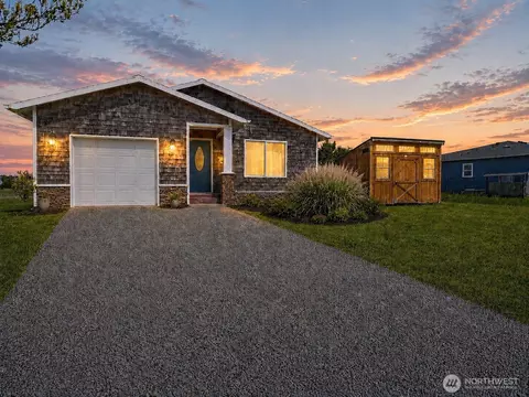 34201 I Pl, Ocean Park, WA 98640