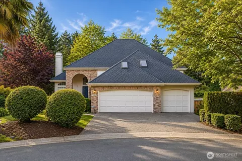 10618 176th Ct NE, Redmond, WA 98052