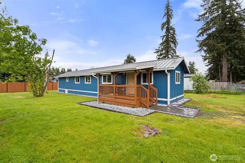 18011 Jordan St, Rochester, WA 98579