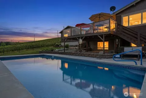 2876 Green Ave, Manson, WA 98831