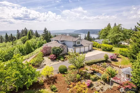 585 E Mcadams Rd, Longview, WA 98632
