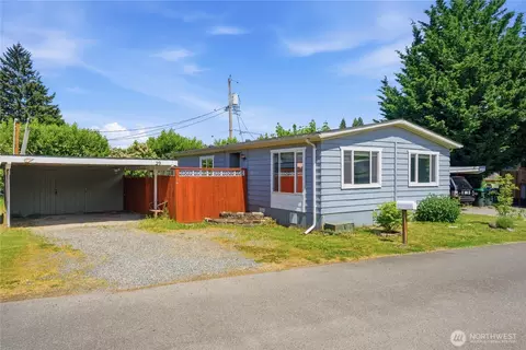 10900 Kuhlman Rd SE #29, Olympia, WA 98513