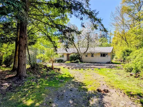511 S Beach Rd, Point Roberts, WA 98281