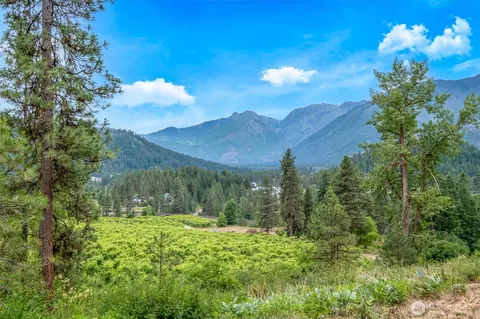 270 Arrowleaf Ln, Leavenworth, WA 98826