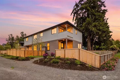 10202 44th Ave SW, Seattle, WA 98146