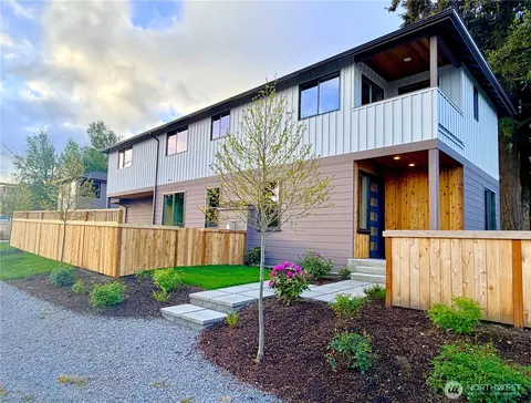10202 44th Ave SW, Seattle, WA 98146