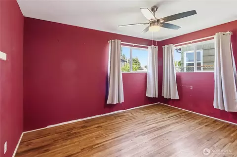 Bedroom - 356 28th Ave, Longview, WA 98632 photo 1 of 4