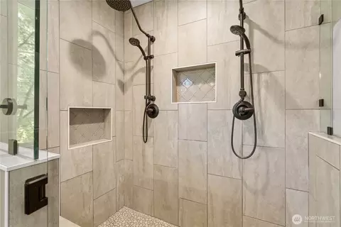 Bath - 37804 34th Ave E, Roy, WA 98580 photo 2 of 4