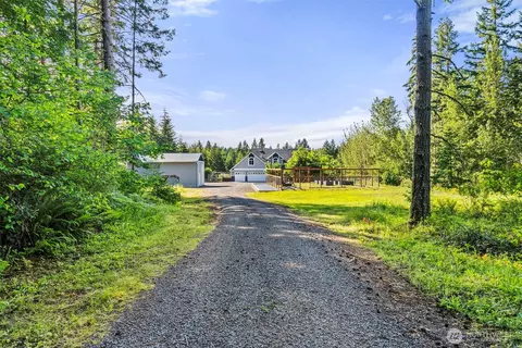 Exterior - 37804 34th Ave E, Roy, WA 98580 photo 2 of 9