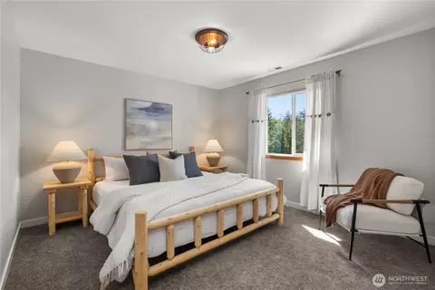 Bedroom - 37804 34th Ave E, Roy, WA 98580 photo 1 of 3