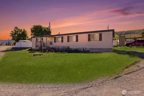44900 Sr 174 N #16, Grand Coulee, WA 99133