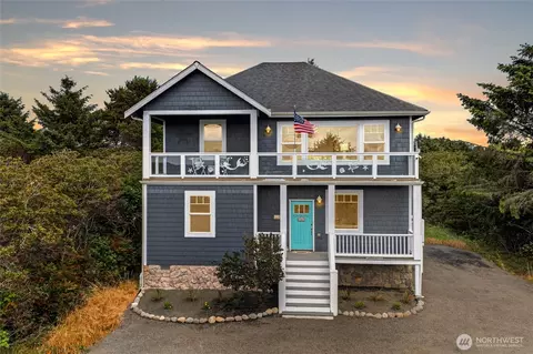 126 Sand Dune Ave NW, Ocean Shores, WA 98569