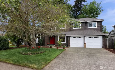 24520 SE 46th St, Issaquah, WA 98029