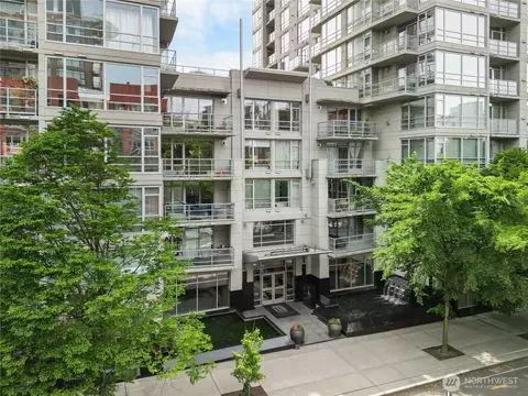 2929 1st Ave #218, Seattle, WA 98121