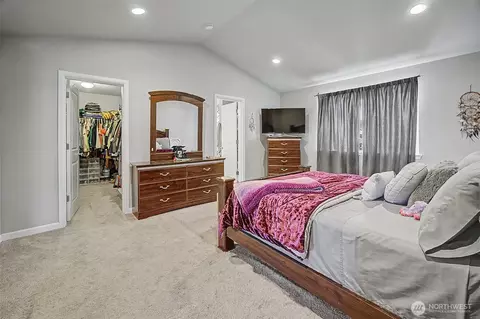 Bedroom - 502 Carrier Ave SW, Orting, WA 98360 photo 4 of 5