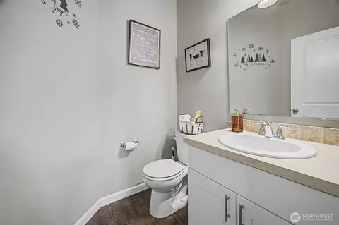 Bath - 502 Carrier Ave SW, Orting, WA 98360 photo 1 of 4