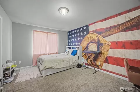 Bedroom - 502 Carrier Ave SW, Orting, WA 98360 photo 5 of 5