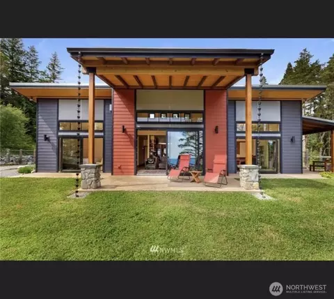 229 Whale Tale Trl, Friday Harbor, WA 98250