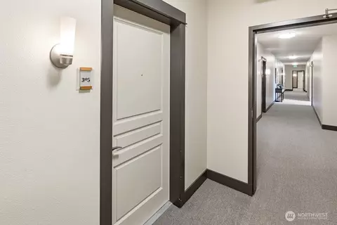 15730 116th Ave NE #305, Bothell, WA 98011 photo 2