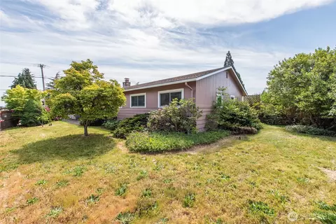 307 E Fir St, Sequim, WA 98382