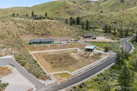 26 Corral Creek Dr, Orondo, WA 98843