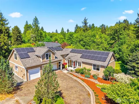5018 Pleasant Glade Rd NE, Olympia, WA 98516