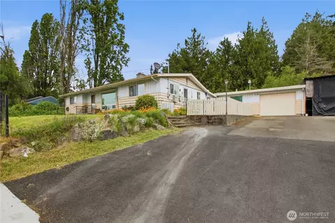 22616 24th Ave S, Des Moines, WA 98198