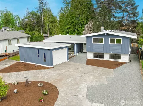 8613 4th Pl SE, Everett, WA 98208