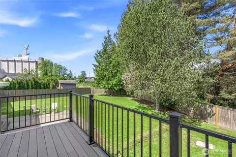 Exterior - 8613 4th Pl SE, Everett, WA 98208 photo 2 of 5