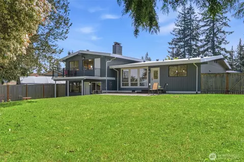 Exterior - 8613 4th Pl SE, Everett, WA 98208 photo 5 of 5
