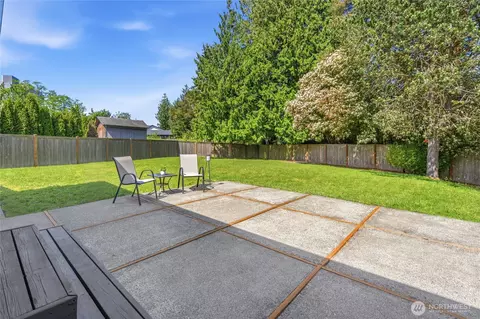 Exterior - 8613 4th Pl SE, Everett, WA 98208 photo 3 of 5