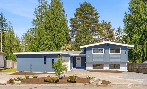 8613 4th Pl SE, Everett, WA 98208