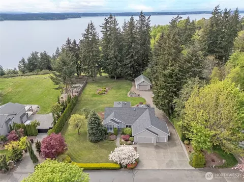 801 Jewil Dr, Fox Island, WA 98333