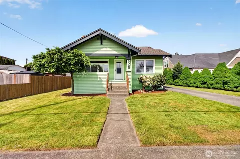 3026 Porter St, Enumclaw, WA 98022