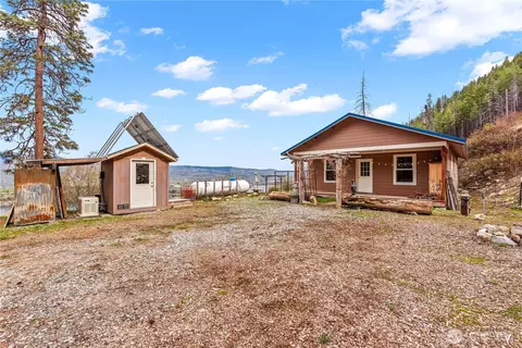 109 Granit Falls Rd, Chelan, WA 98816
