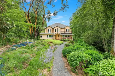 14730 75th Ave NE, Kenmore, WA 98028