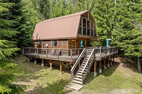 281 Wilderness Ln, Easton, WA 98925