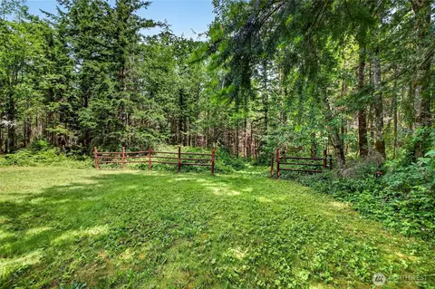 Exterior - 34888 336th Ave SE, Enumclaw, WA 98022 photo 10 of 11