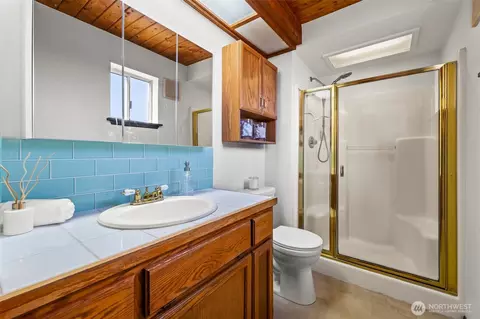Bath - 220 E Olympic Dr, Grapeview, WA 98546 photo 1 of 3