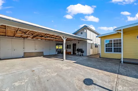 Exterior - 220 E Olympic Dr, Grapeview, WA 98546 photo 2 of 5