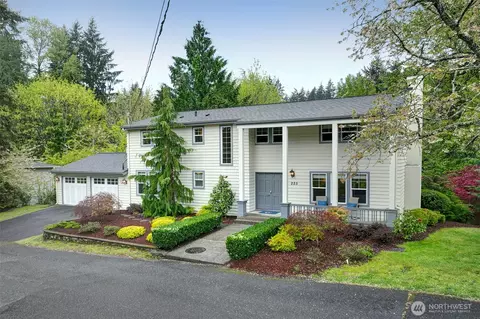 225 131st Ave NE, Bellevue, WA 98005