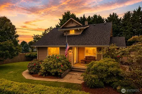 11915 136th St E, Puyallup, WA 98374