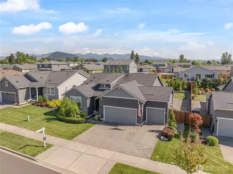 View/Area - 3522 Elmont Ave, Enumclaw, WA 98022 photo 2 of 4