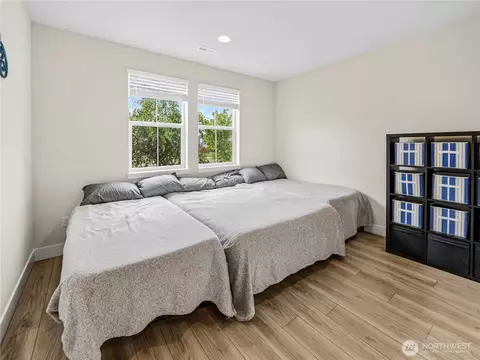 Bedroom - 3522 Elmont Ave, Enumclaw, WA 98022 photo 3 of 4